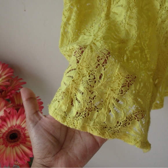 lemon yellow short sleeve floral lace button up/ cover🌟 - Picture 6 of 9